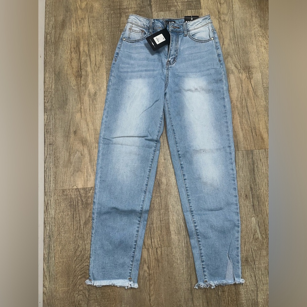 Fashion Nova Fashion Jeans Size‎ 2 NWT - Picture 2 of 4